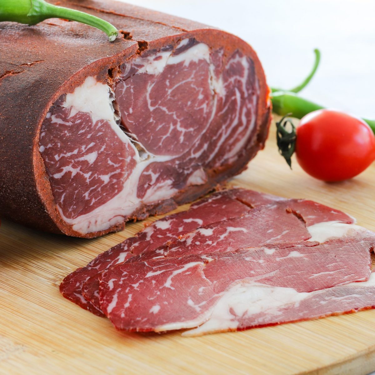 Turkish,Bacon,,,Pastrami,(,Kayseri,Pastirma,),On,Wooden